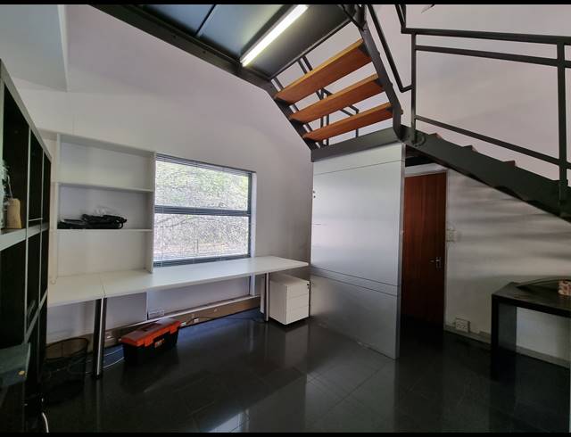 131M² OFFICE FOR SALE IN RIVONIA
